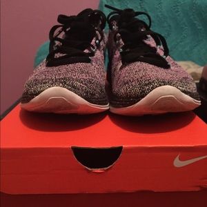 Nike Women’s FlyKnit Lunar3